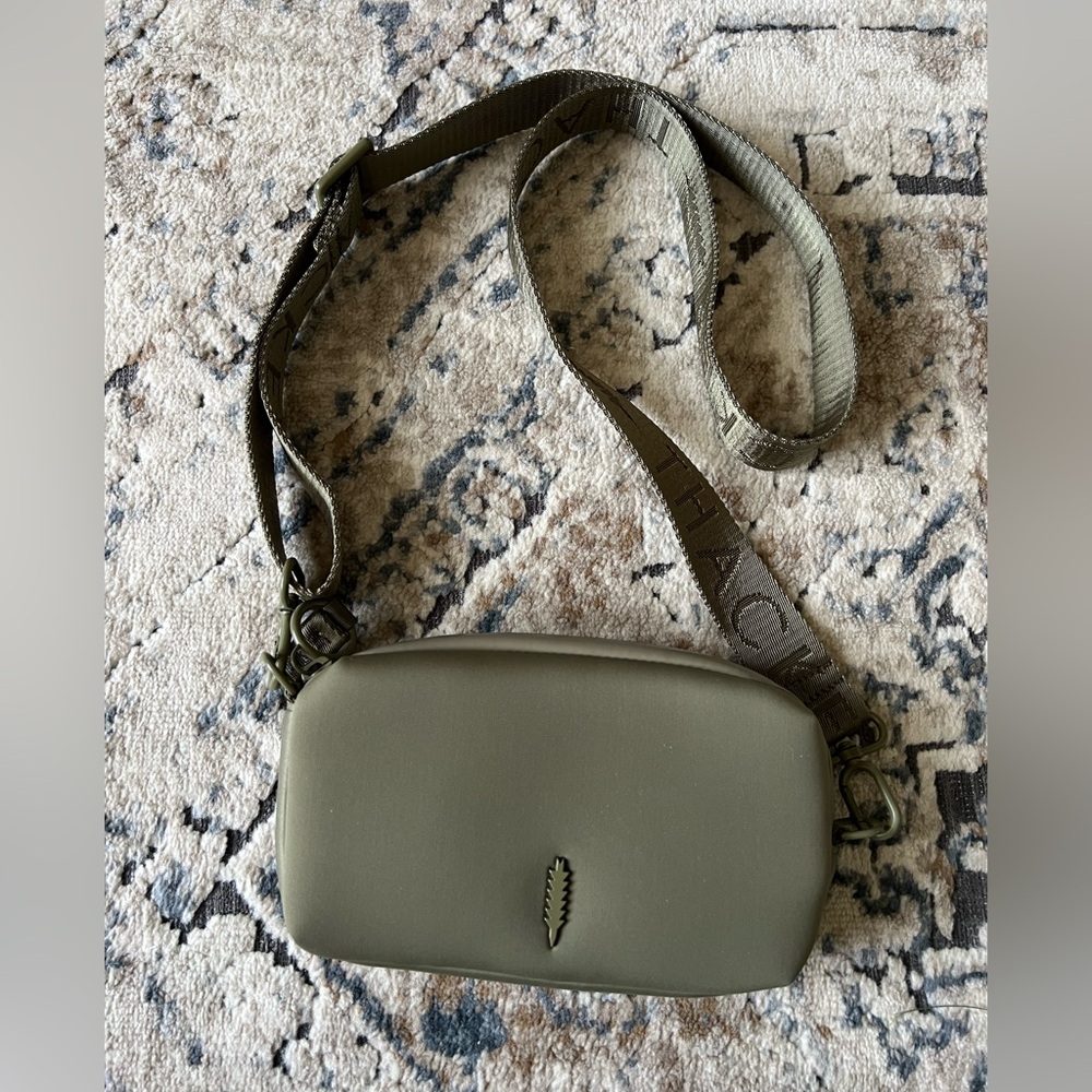 Thacker Ella Phone Bag
